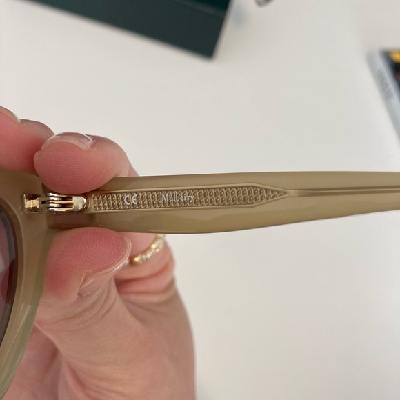 Mulberry Blondie Round Cat-eye Sunglasses in Dark Palm - Picture 9 of 16